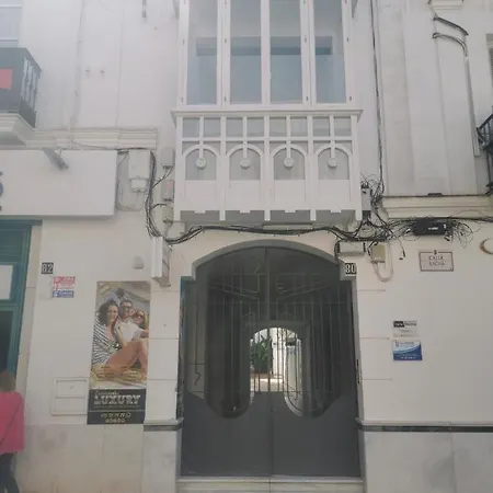 Apartment Buhardilla En Calle Ancha, Pleno Centro