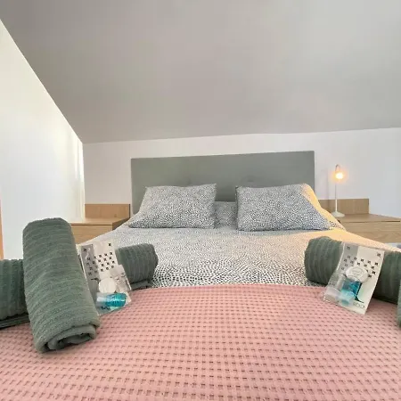 Apartment Buhardilla En Calle Ancha, Pleno Centro *